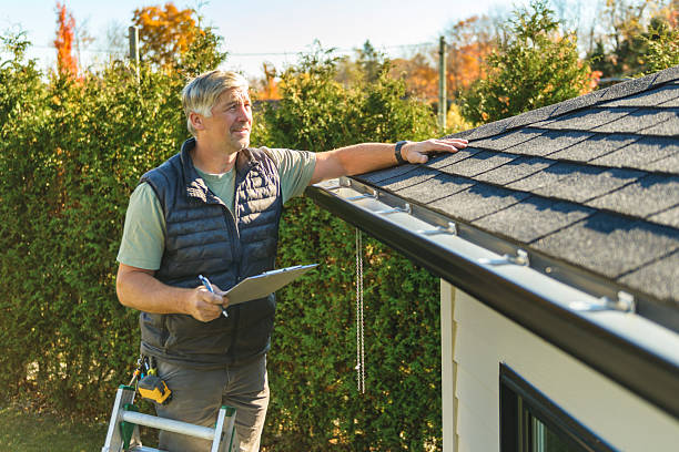 Professional Roofing technician working in Meriden, NH